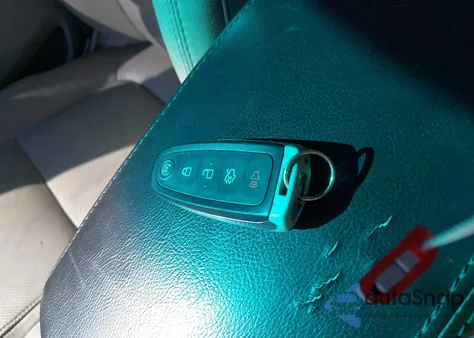 2011 Ford Explorer Limited из США, поврежденный, VIN 1FMHK8F88BGA56167